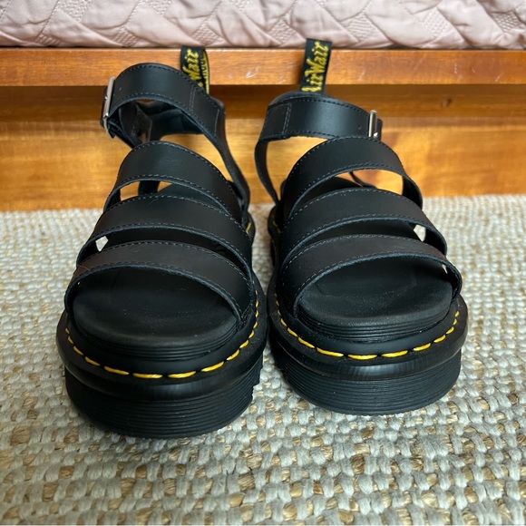 NWOT Dr. Martens Blaire Hydro Leather Strap Sandal - 7 - Picture 8 of 11